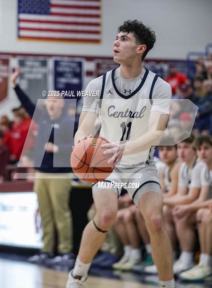 Thumbnail 2 in Mount Carmel vs. Central Columbia (PIAA District 4 Class 4A Consolation) photogallery.