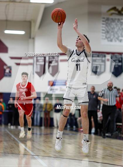 Thumbnail 3 in Mount Carmel vs. Central Columbia (PIAA District 4 Class 4A Consolation) photogallery.