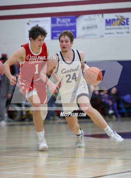 Thumbnail 2 in Mount Carmel vs. Central Columbia (PIAA District 4 Class 4A Consolation) photogallery.