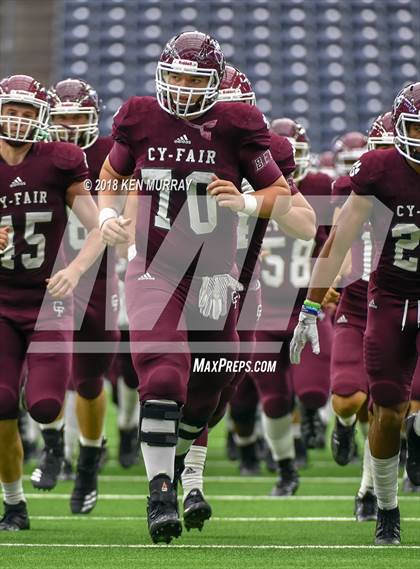 Thumbnail 2 in Cy-Fair vs Atascocita (UIL 6A Regional Playoff) photogallery.
