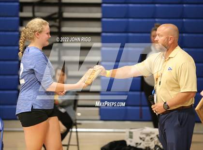 Thumbnail 2 in Bledsoe County vs. Sale Creek photogallery.