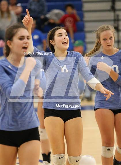 Thumbnail 3 in Bledsoe County vs. Sale Creek photogallery.