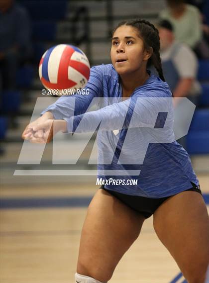 Thumbnail 2 in Bledsoe County vs. Sale Creek photogallery.