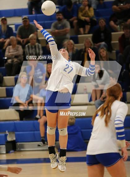 Thumbnail 2 in Bledsoe County vs. Sale Creek photogallery.