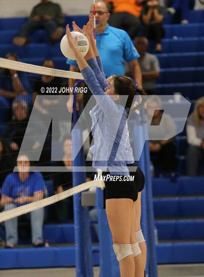 Thumbnail 1 in Bledsoe County vs. Sale Creek photogallery.