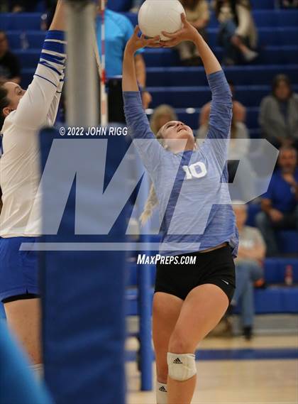 Thumbnail 1 in Bledsoe County vs. Sale Creek photogallery.