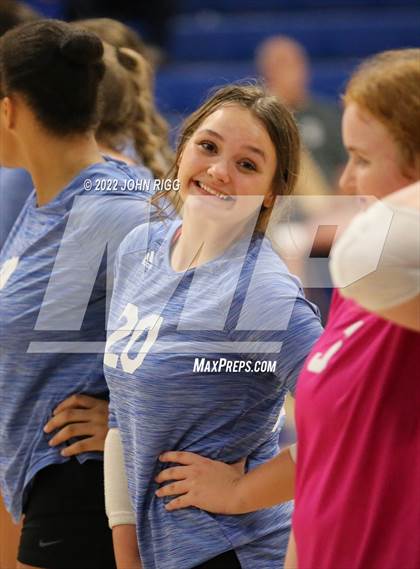 Thumbnail 1 in Bledsoe County vs. Sale Creek photogallery.