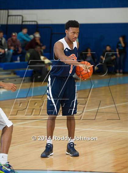 Thumbnail 3 in Fort Bend Bush vs. College Park (McDonald's Texas Invitational) photogallery.