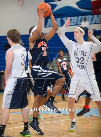 Thumbnail 2 in Fort Bend Bush vs. College Park (McDonald's Texas Invitational) photogallery.
