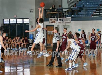 Thumbnail 3 in Riverton vs St. Joe-Ogden (Riverton Shootout) photogallery.