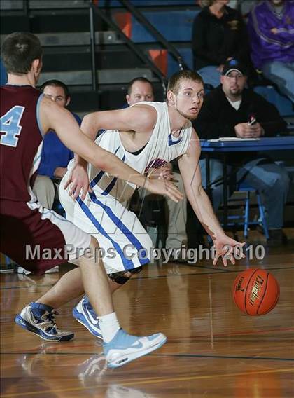 Thumbnail 3 in Riverton vs St. Joe-Ogden (Riverton Shootout) photogallery.