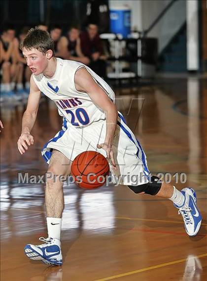 Thumbnail 1 in Riverton vs St. Joe-Ogden (Riverton Shootout) photogallery.