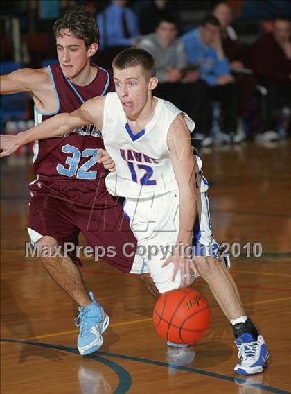 Thumbnail 3 in Riverton vs St. Joe-Ogden (Riverton Shootout) photogallery.