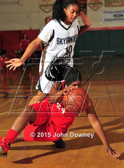 Thumbnail 2 in Summit vs. Rancho Verde (Lady Bears Holiday Classic) photogallery.