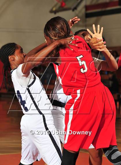 Thumbnail 1 in Summit vs. Rancho Verde (Lady Bears Holiday Classic) photogallery.