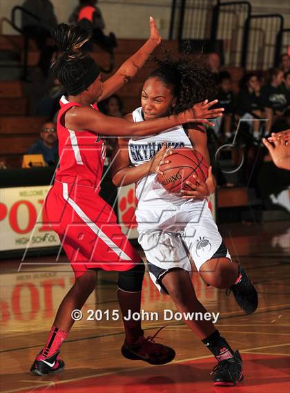 Thumbnail 2 in Summit vs. Rancho Verde (Lady Bears Holiday Classic) photogallery.