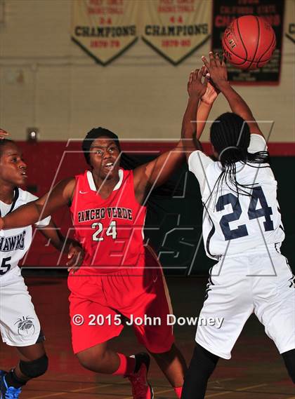 Thumbnail 1 in Summit vs. Rancho Verde (Lady Bears Holiday Classic) photogallery.