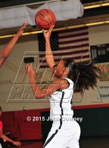 Thumbnail 3 in Summit vs. Rancho Verde (Lady Bears Holiday Classic) photogallery.