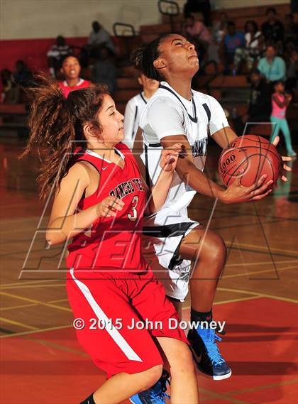Thumbnail 2 in Summit vs. Rancho Verde (Lady Bears Holiday Classic) photogallery.