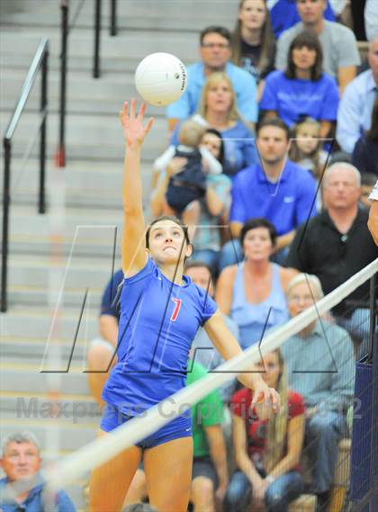 Thumbnail 1 in Arcadia vs. Flagstaff (AIA D2 Final) photogallery.
