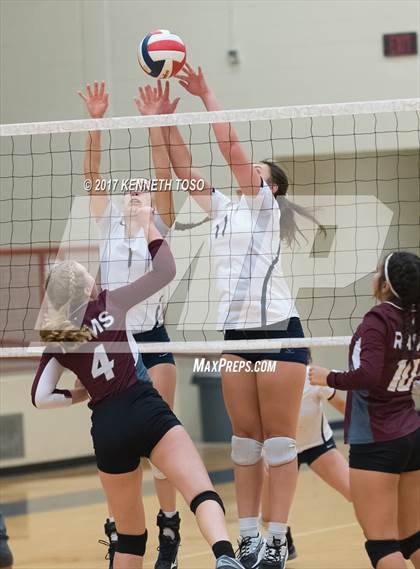 Thumbnail 3 in JV: Marshall vs O'Connor photogallery.