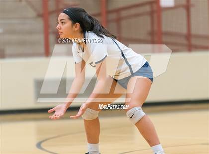 Thumbnail 2 in JV: Marshall vs O'Connor photogallery.