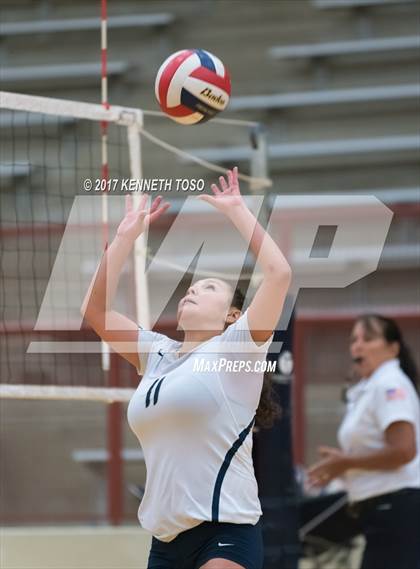 Thumbnail 3 in JV: Marshall vs O'Connor photogallery.
