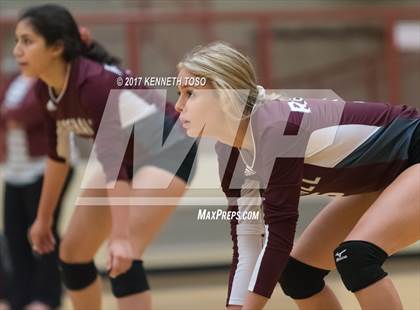 Thumbnail 3 in JV: Marshall vs O'Connor photogallery.