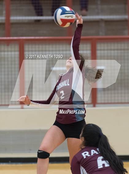 Thumbnail 1 in Marshall vs O'Connor photogallery.