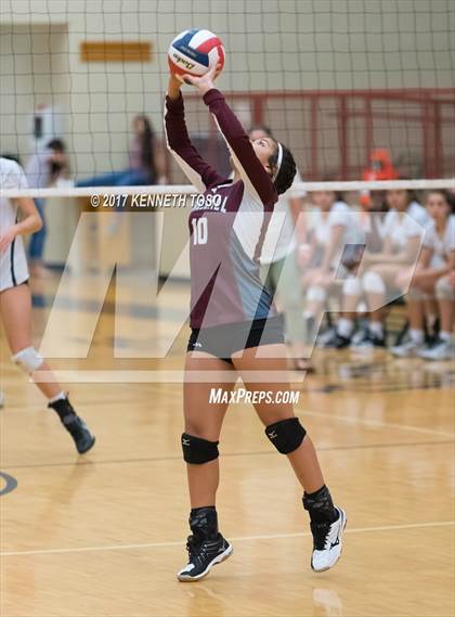 Thumbnail 3 in JV: Marshall vs O'Connor photogallery.