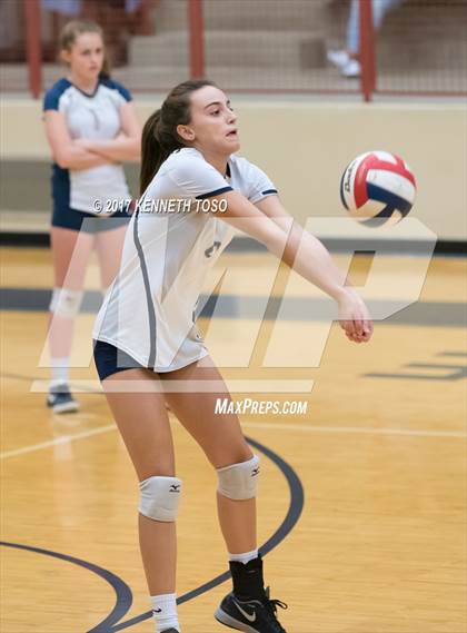 Thumbnail 2 in JV: Marshall vs O'Connor photogallery.