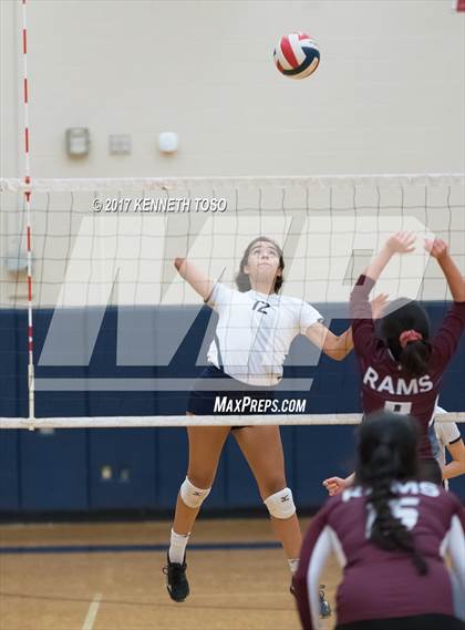 Thumbnail 1 in JV: Marshall vs O'Connor photogallery.