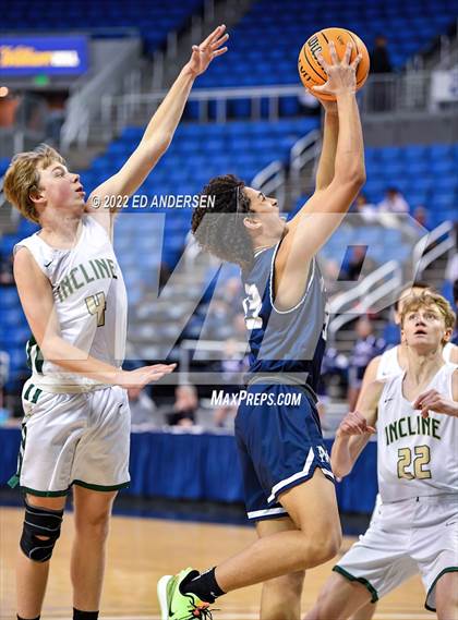 Thumbnail 2 in The Meadows School vs. Incline (NIAA State 2A Championship) photogallery.