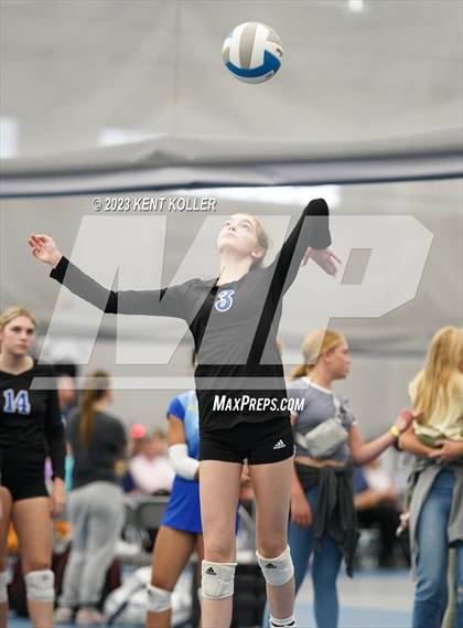 Thumbnail 3 in Marian vs. Lowell photogallery.