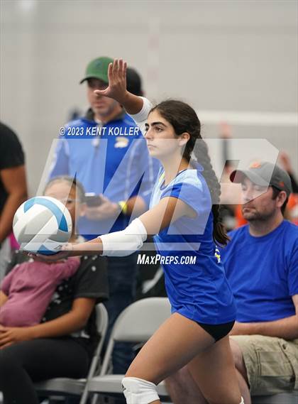 Thumbnail 1 in Marian vs. Lowell photogallery.
