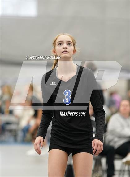 Thumbnail 2 in Marian vs. Lowell photogallery.