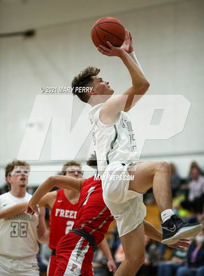 Thumbnail 3 in Freedom vs. Laurel  photogallery.