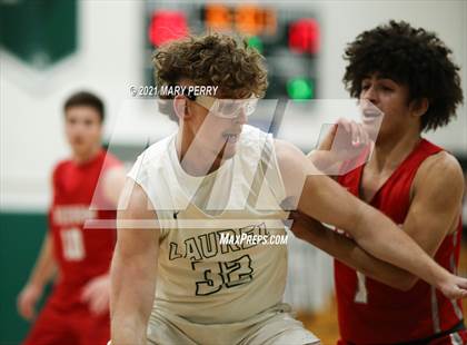 Thumbnail 2 in Freedom vs. Laurel  photogallery.