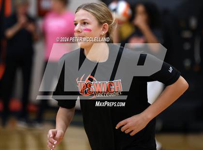 Thumbnail 3 in Hamilton-Wenham Regional vs Ipswich (MIAA Division 4 Round of 16) photogallery.