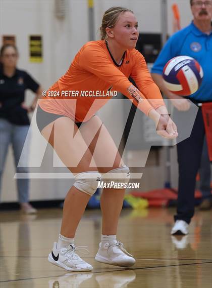 Thumbnail 2 in Hamilton-Wenham Regional vs Ipswich (MIAA Division 4 Round of 16) photogallery.