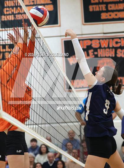 Thumbnail 3 in Hamilton-Wenham Regional vs Ipswich (MIAA Division 4 Round of 16) photogallery.