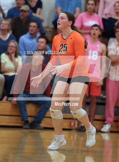 Thumbnail 1 in Hamilton-Wenham Regional vs Ipswich (MIAA Division 4 Round of 16) photogallery.