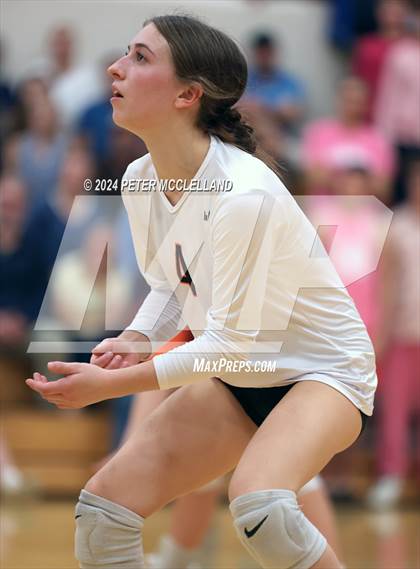 Thumbnail 2 in Hamilton-Wenham Regional vs Ipswich (MIAA Division 4 Round of 16) photogallery.