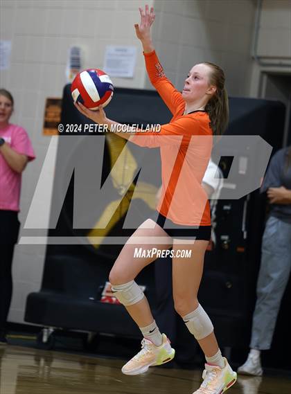 Thumbnail 2 in Hamilton-Wenham Regional vs Ipswich (MIAA Division 4 Round of 16) photogallery.