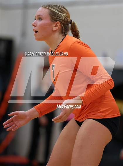 Thumbnail 3 in Hamilton-Wenham Regional vs Ipswich (MIAA Division 4 Round of 16) photogallery.