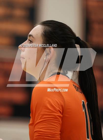 Thumbnail 1 in Hamilton-Wenham Regional vs Ipswich (MIAA Division 4 Round of 16) photogallery.