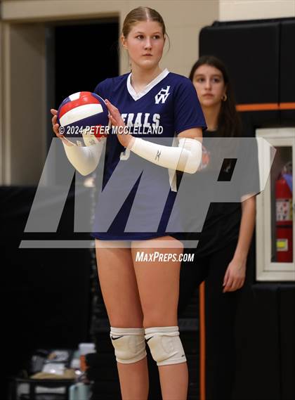 Thumbnail 1 in Hamilton-Wenham Regional vs Ipswich (MIAA Division 4 Round of 16) photogallery.