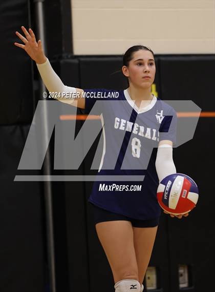 Thumbnail 3 in Hamilton-Wenham Regional vs Ipswich (MIAA Division 4 Round of 16) photogallery.