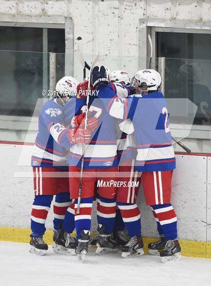 Thumbnail 3 in Glastonbury @ East Catholic photogallery.