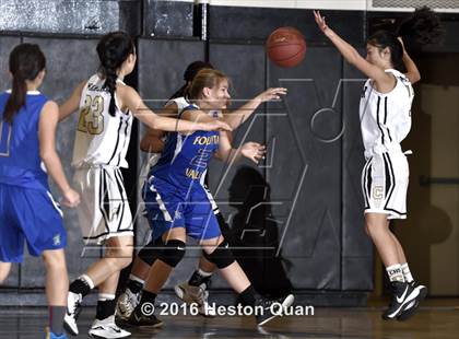 Thumbnail 1 in Fountain Valley @ Canyon photogallery.